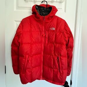 The North Face 550 Red Jacket- Boy Large size reversible /need to wash